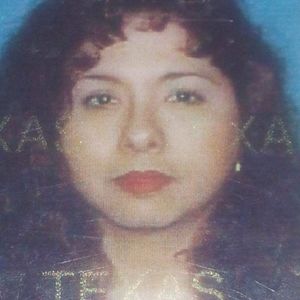 Meet your Posher, Esmeralda